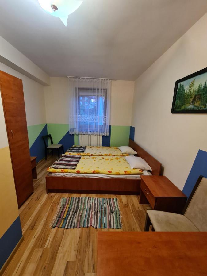 Gosciniec Halka Hostel Zwardon ภายนอก รูปภาพ