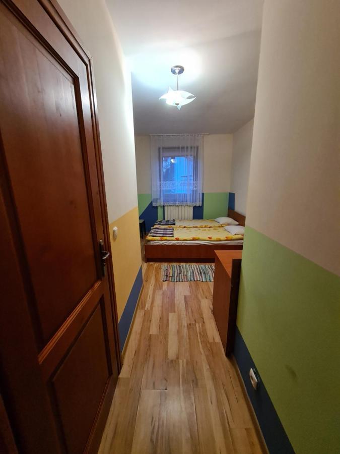 Gosciniec Halka Hostel Zwardon ภายนอก รูปภาพ