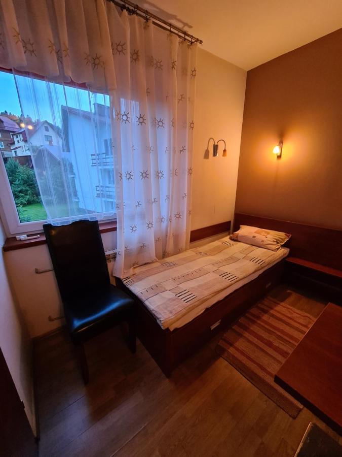 Gosciniec Halka Hostel Zwardon ภายนอก รูปภาพ