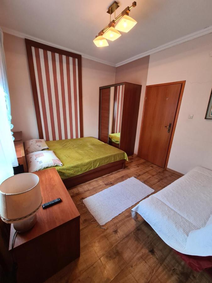 Gosciniec Halka Hostel Zwardon ภายนอก รูปภาพ