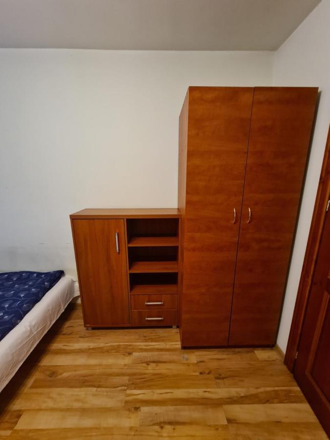 Gosciniec Halka Hostel Zwardon ภายนอก รูปภาพ
